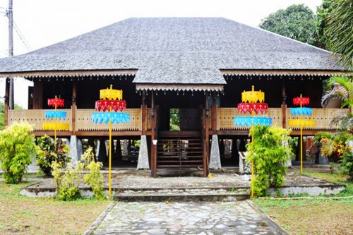 Wisata Rumah Adat Belitung - SunburstAdventure.com