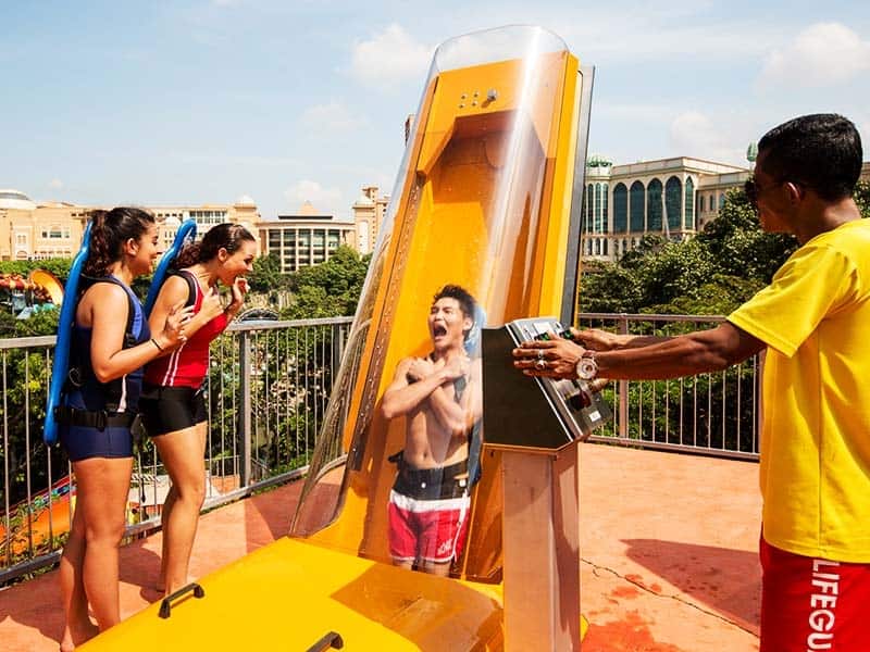 Sunway Lagoon Malaysia Punya 80 Rides Seru Tiket Diskon ...